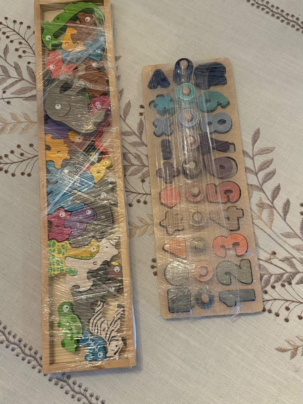 Wooden Kids Number & Animal Puzzle Set - Multicolor- like new